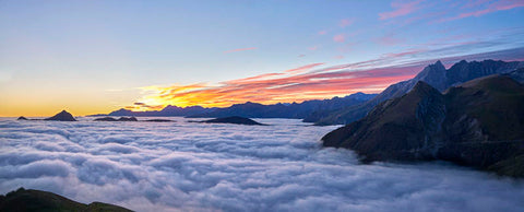 Photo grand format laminée - Pyrénées - Mer de nuages -  photo Dominique Julien